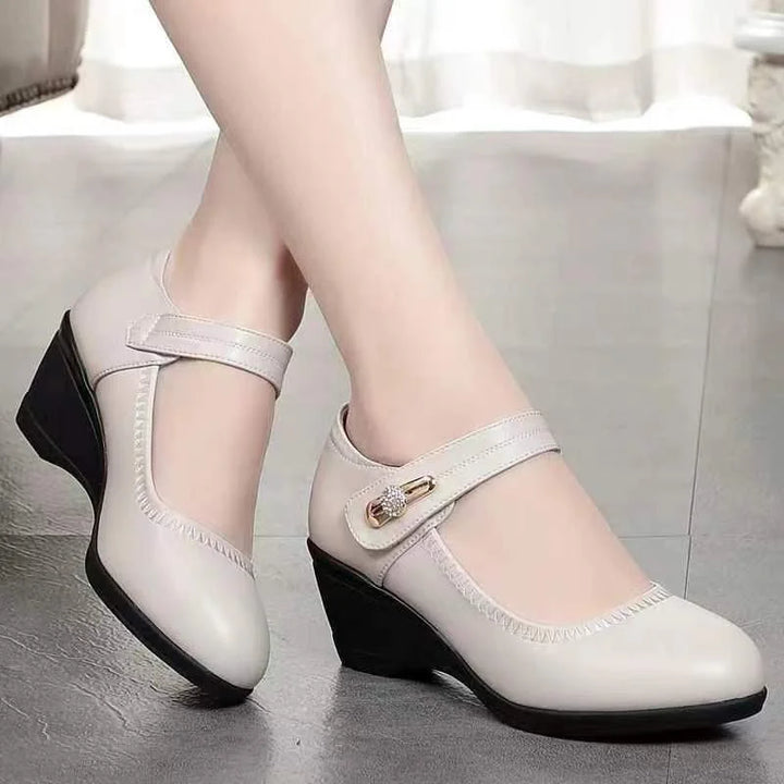 STIJLE WEDGES VOOR VROUWEN