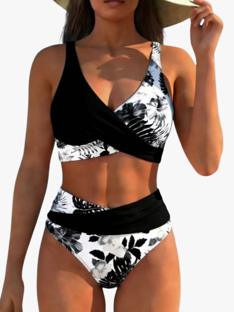 UITGESNIJDE BIKINISET VOOR VROUWEN