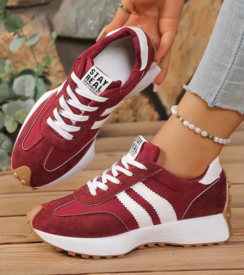 PLATTE SNEAKERS MET VETERS VOOR VROUWEN