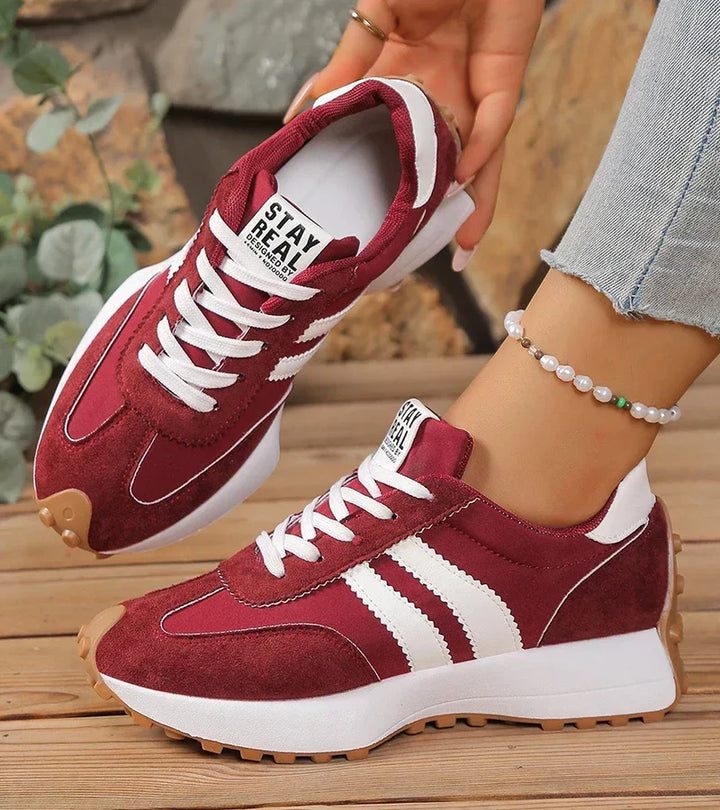 PLATTE SNEAKERS MET VETERS VOOR VROUWEN