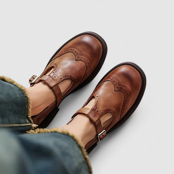 FORMELE SCHOENEN VOOR VROUWEN