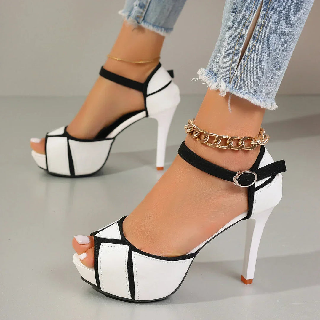 ELEGANTE HAKKEN VOOR DAMES
