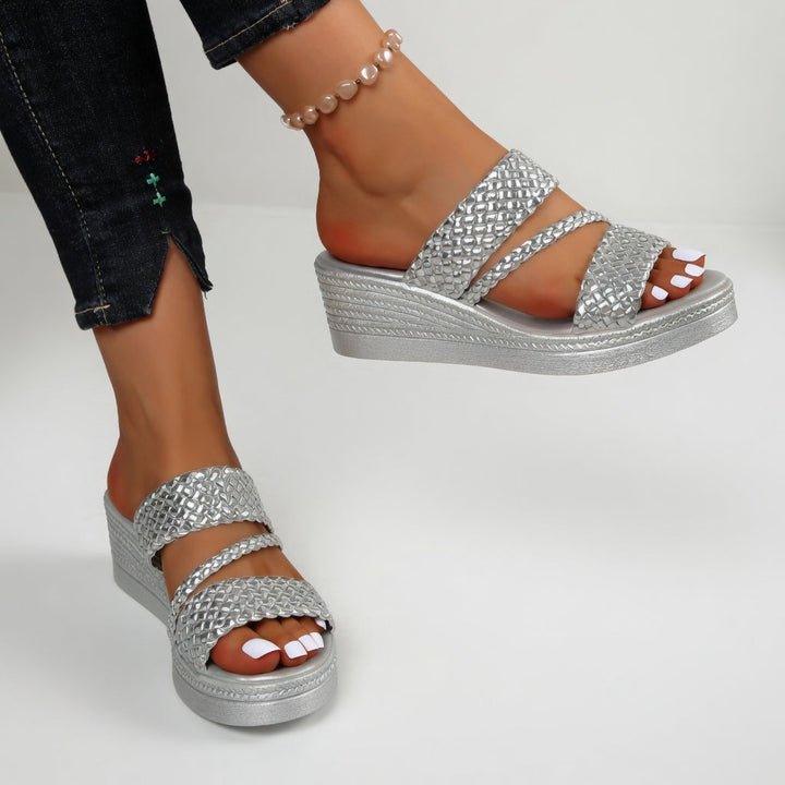 GEVLOCHTEN WIG SANDALEN VOOR VROUWEN