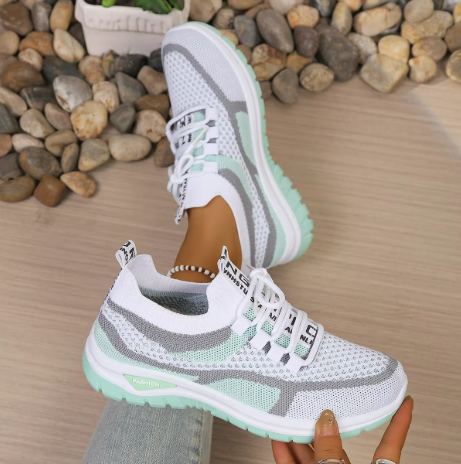 MODESNEAKERS VOOR VROUWEN
