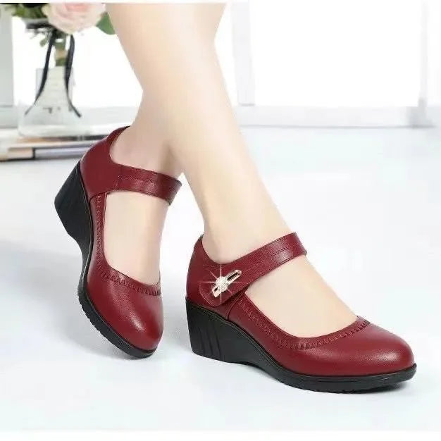 STIJLE WEDGES VOOR VROUWEN
