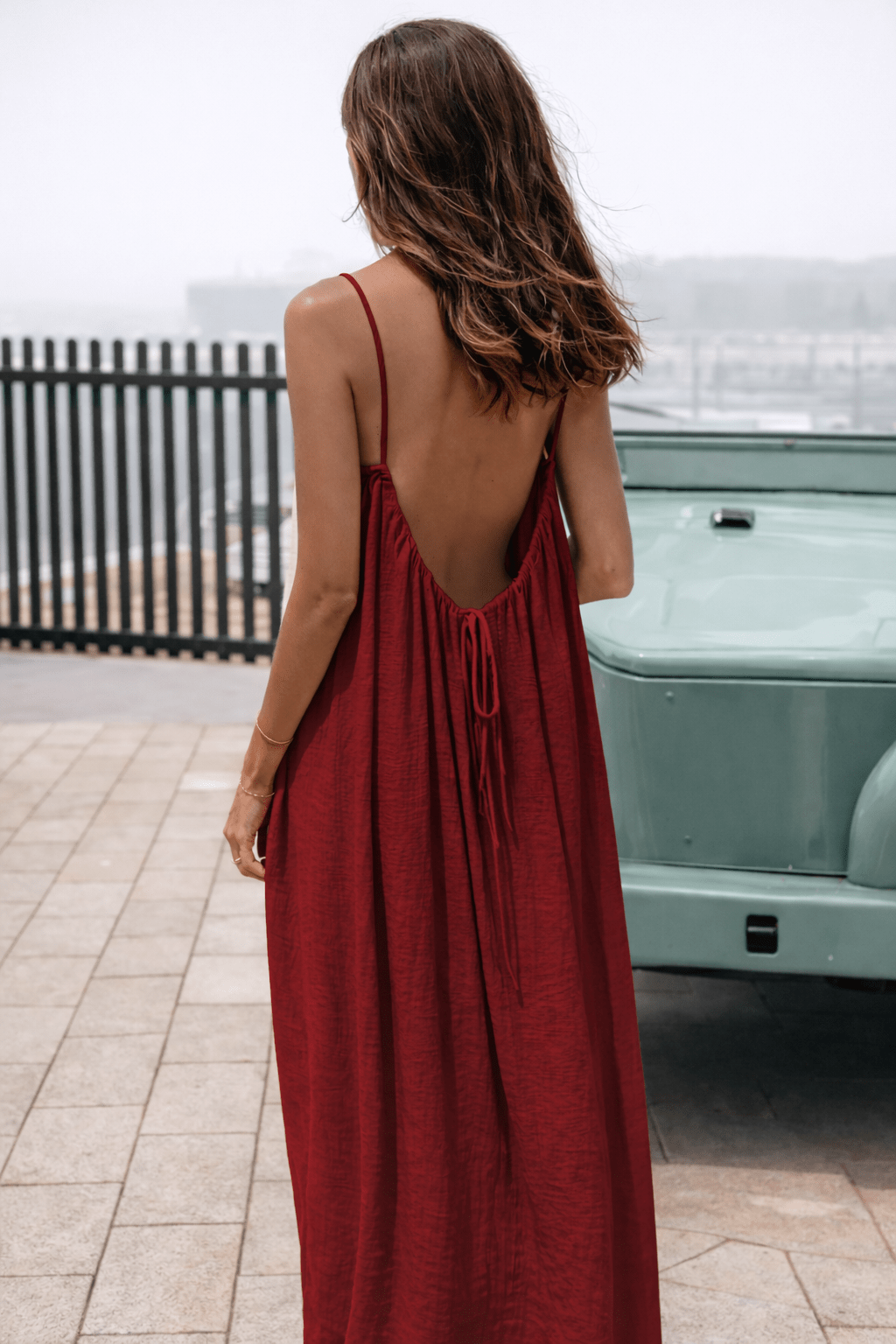 MAXI JURK MET OPEN RUG VOOR VROUWEN